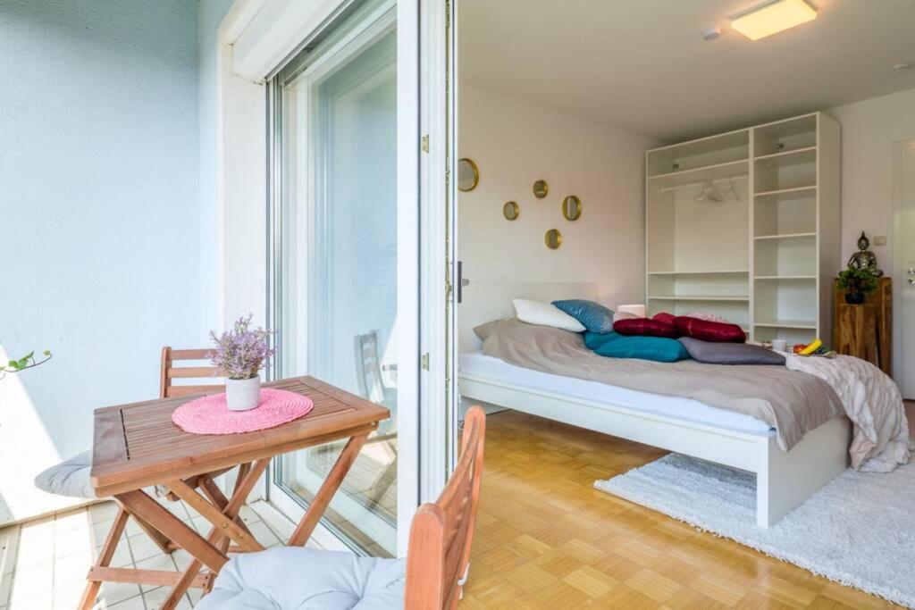 Eg Rechts -Wunderschone 80M² Grosse 3-Zimmer City Wohnung Nahe Salzburg Freilassing Exterior photo